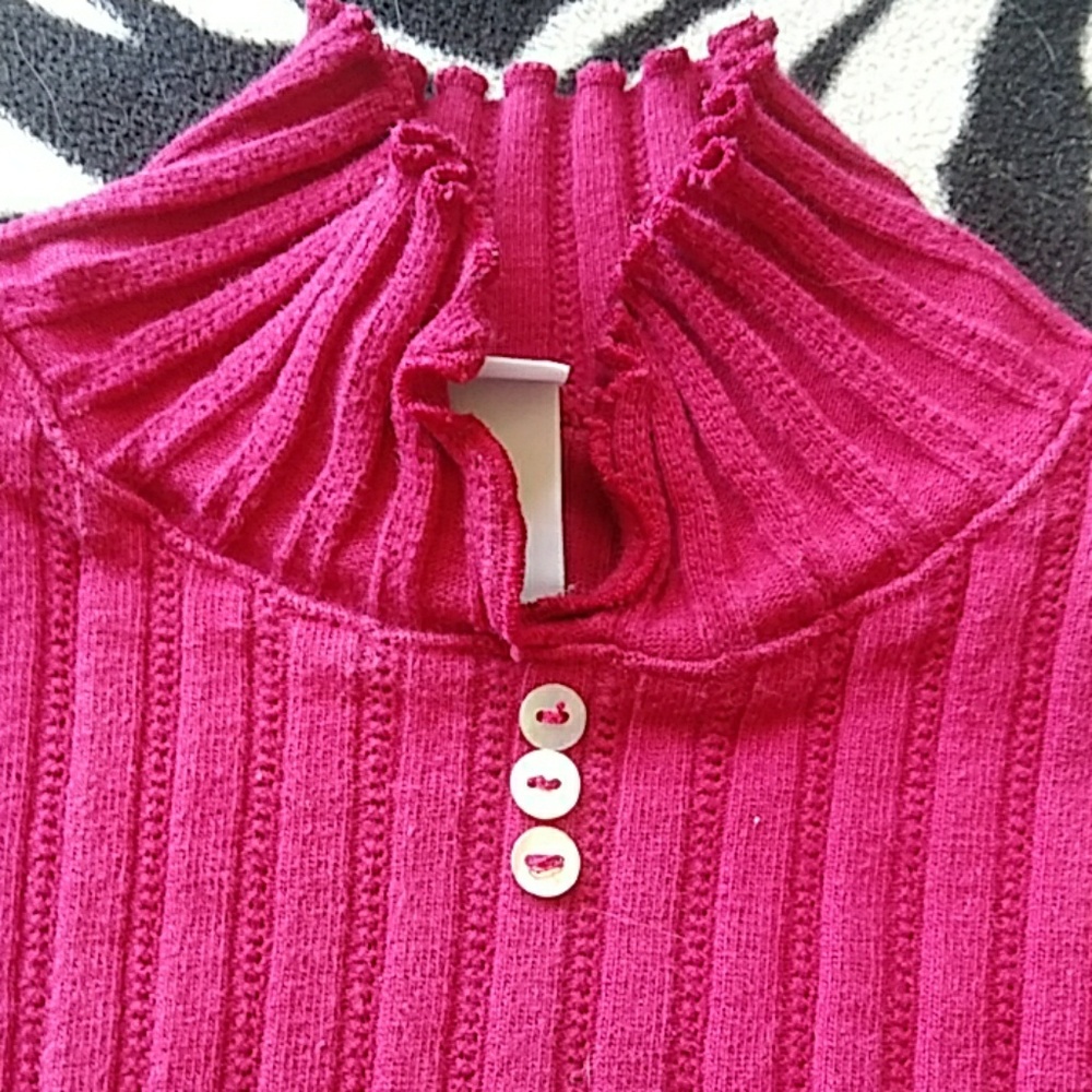 Red Ribbed Bodysuit - Picture 2 of 4